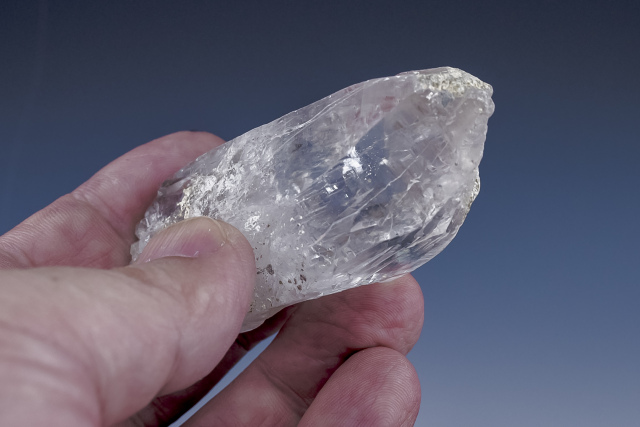 ヒマラヤ水晶　ラパ産水晶ポイント　ガネーシュヒマール レインボー水晶