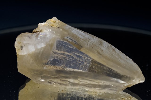 ヒマラヤ水晶　ラパ産水晶ポイント　ガネーシュヒマール　ゴールデンヒーラー・レインボー水晶